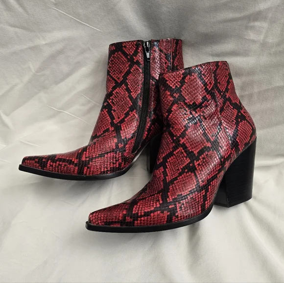 Jeffrey Campbell Red Snakeskin Print Boots/Booties - Picture 4 of 10